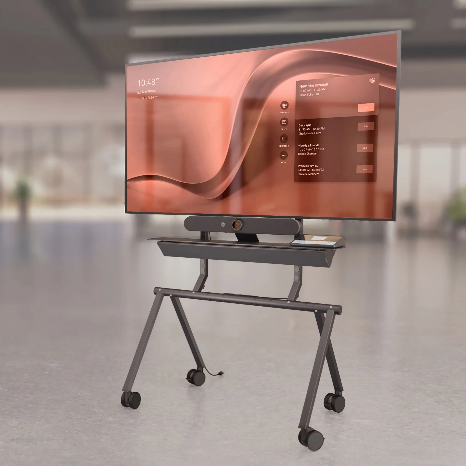 Heckler Collaboration Stand